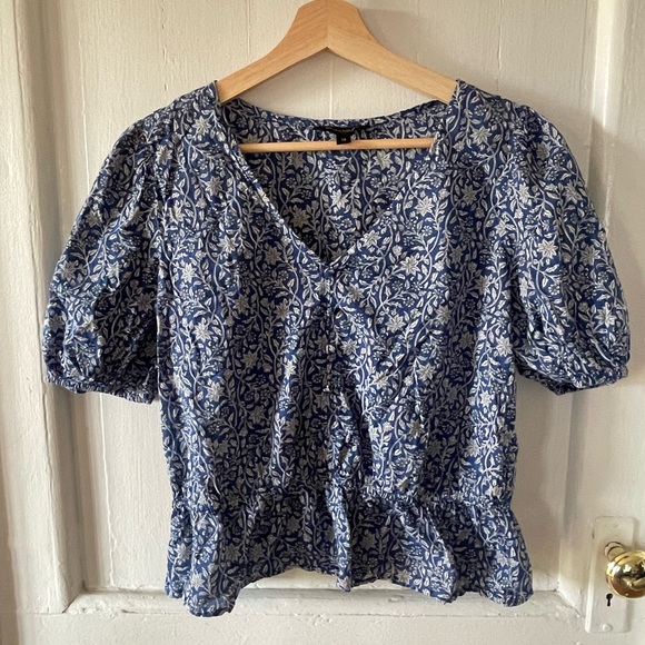 Banana Republic Blouse Womens Medium Blue Floral Boho Cottagecore Puff Sleeve - Picture 1 of 9